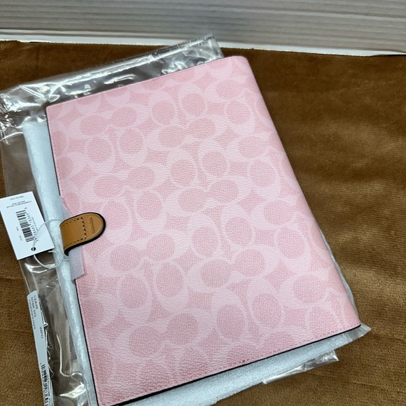 Coach Powder Pink Signature Pattern Notebook Cover with Tan Closure - Picture 5 of 6